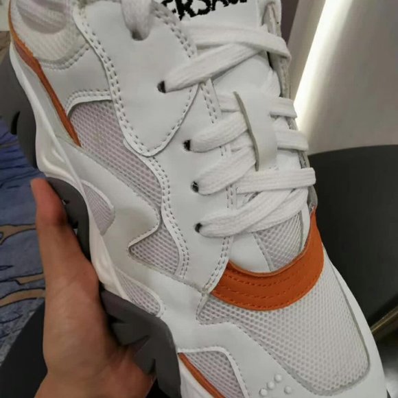 Simple white sneakers for Men